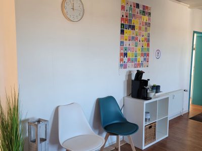 Sprachwald Solingen - Logopädie in Solingen, unser Wartezimmer Update Februar 2023